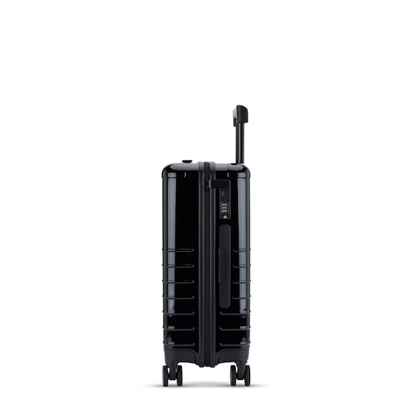 Heathrow Essential Cabin All Black