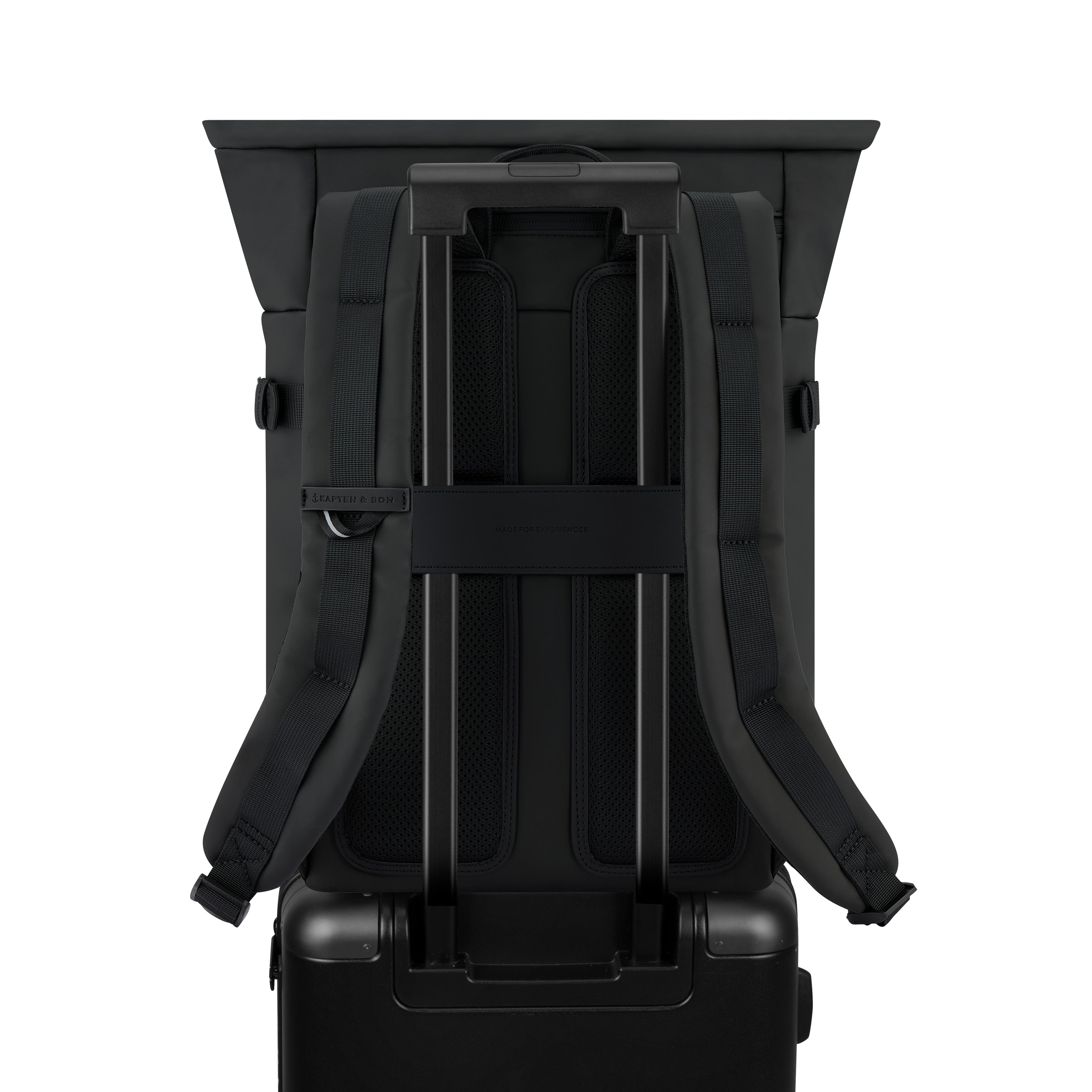 New Helsinki All Black