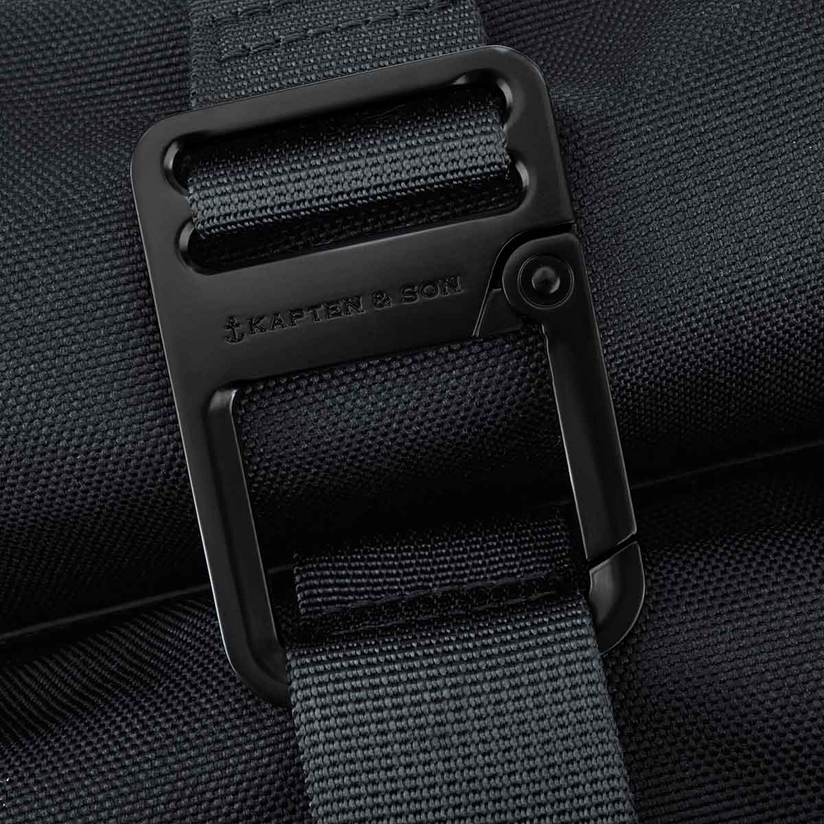 Lund Pro Midnight Blue