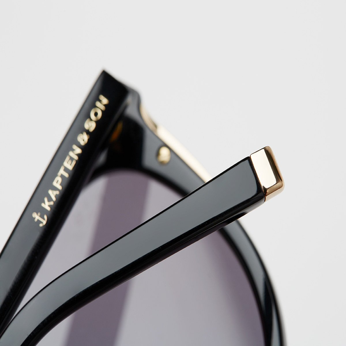 Manhattan All Black - kapten & Son - South Africa