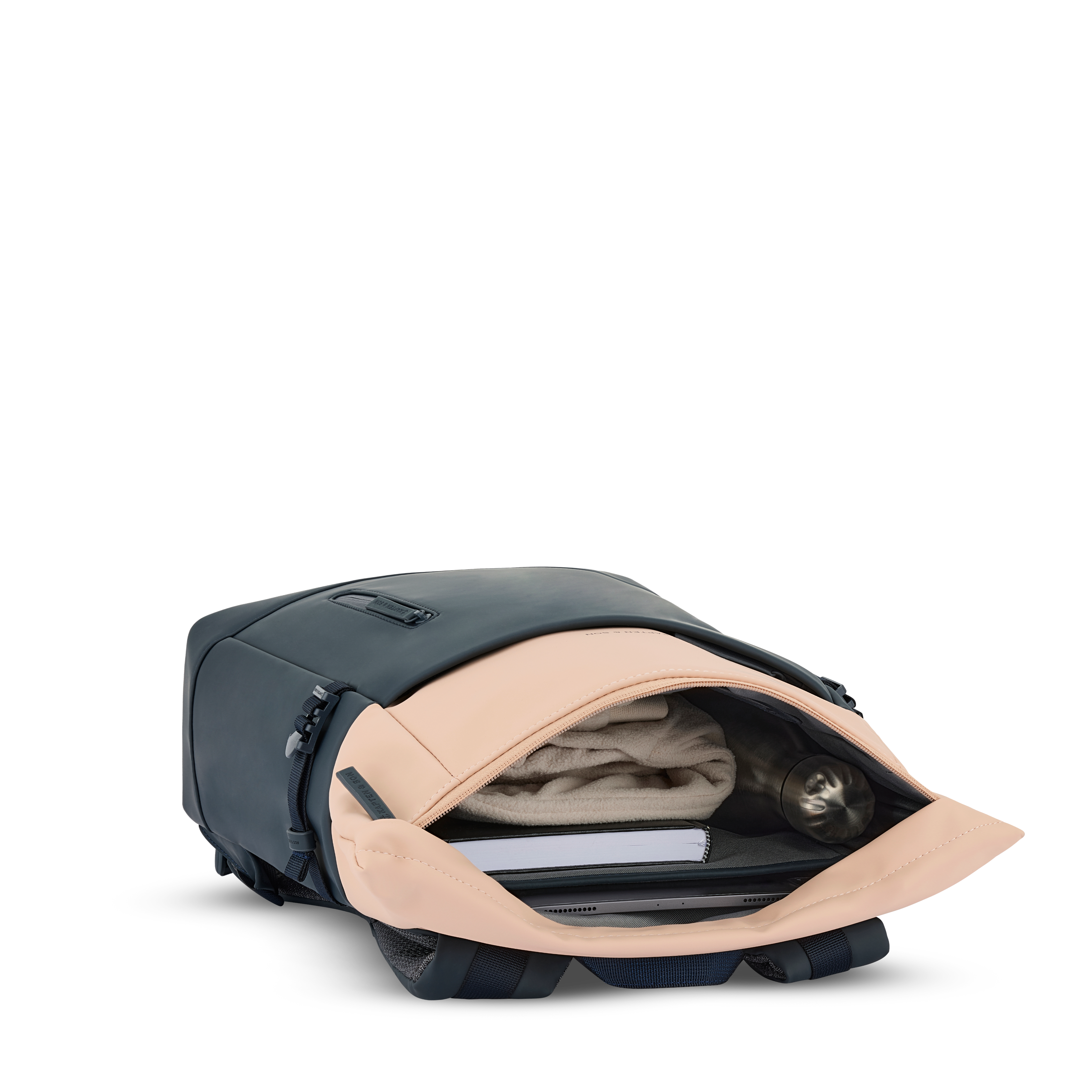 New Helsinki Navy Blush