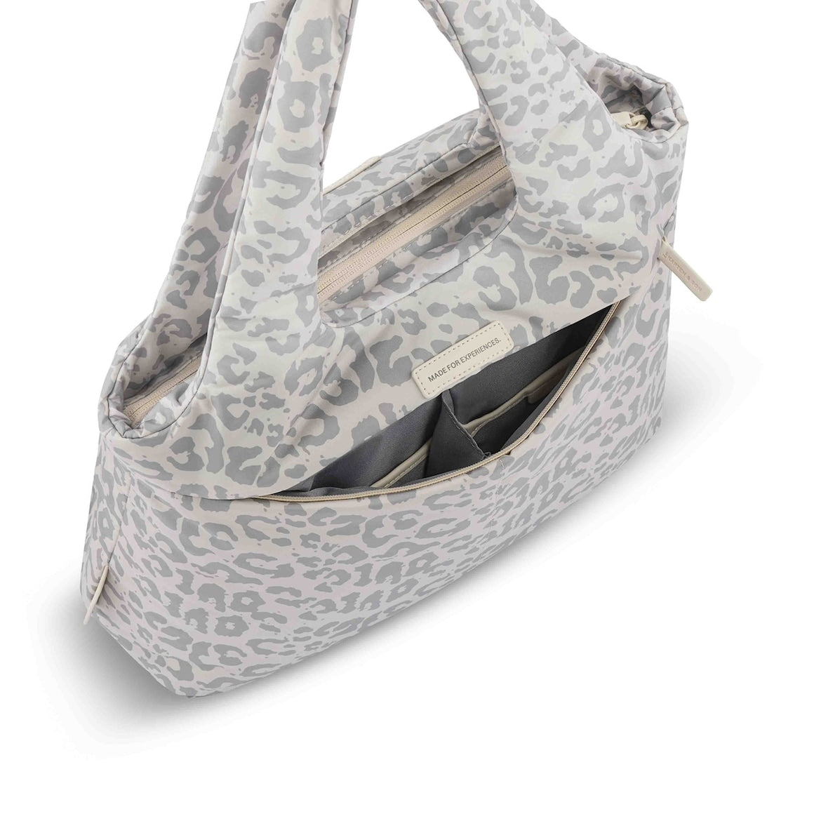 Skara Cloud Shopper Leo