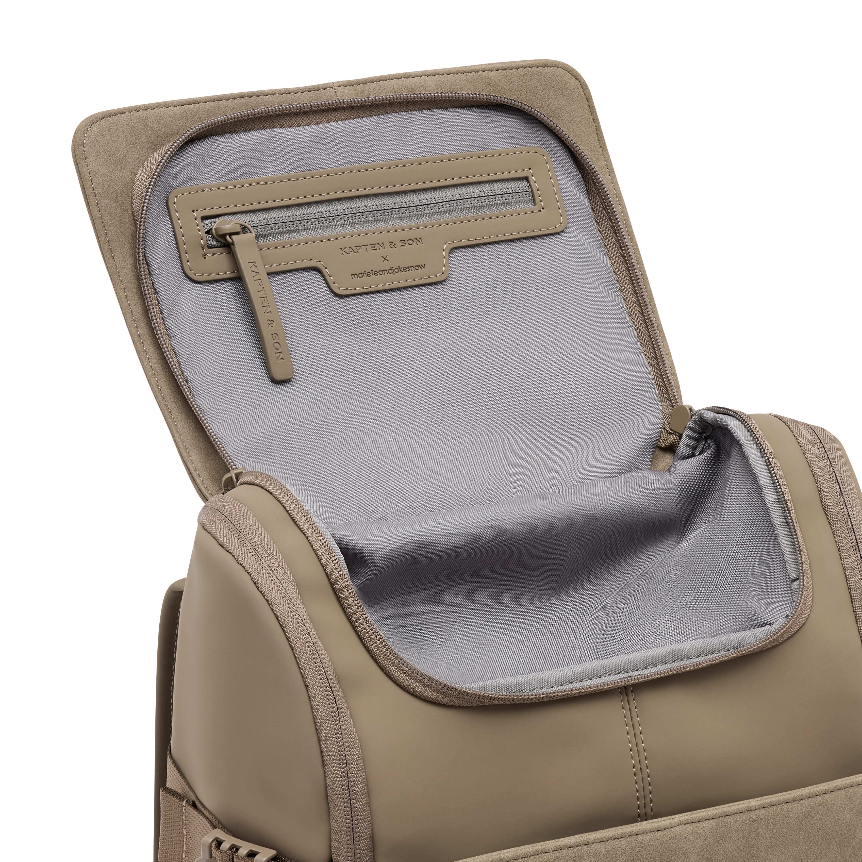 Bali Medium Walnut by Mariefeandjakesnow